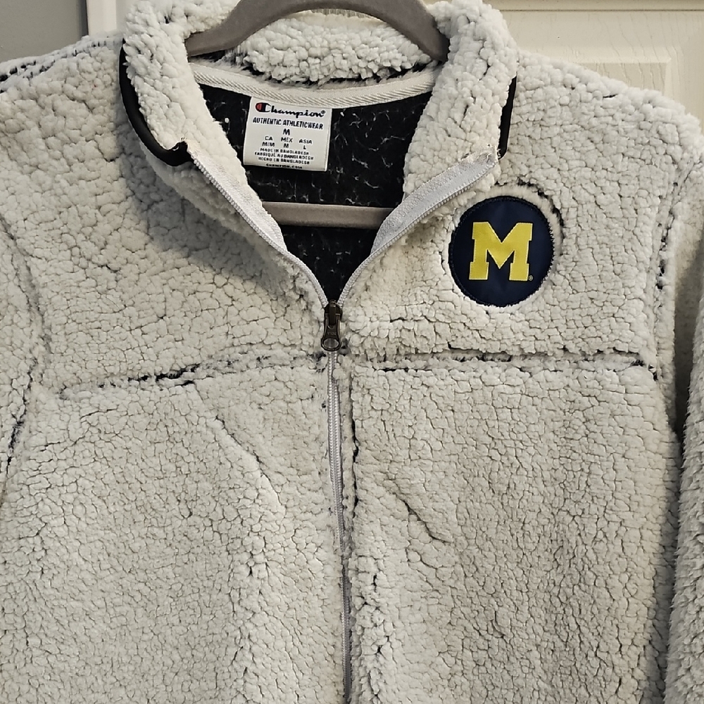 Champion Sherpa Jacket - Cream and Navy